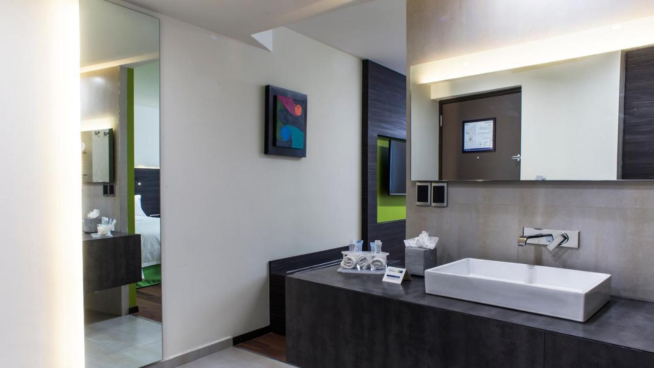 Holiday Inn Express Mexico Aeropuerto By Ihg Eksteriør billede